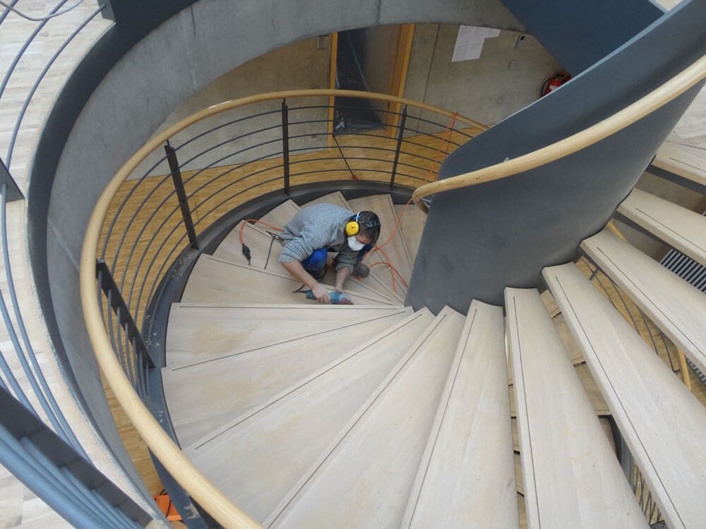 Treppenrenovierung vs. Neubau – was lohnt sich wirklich?